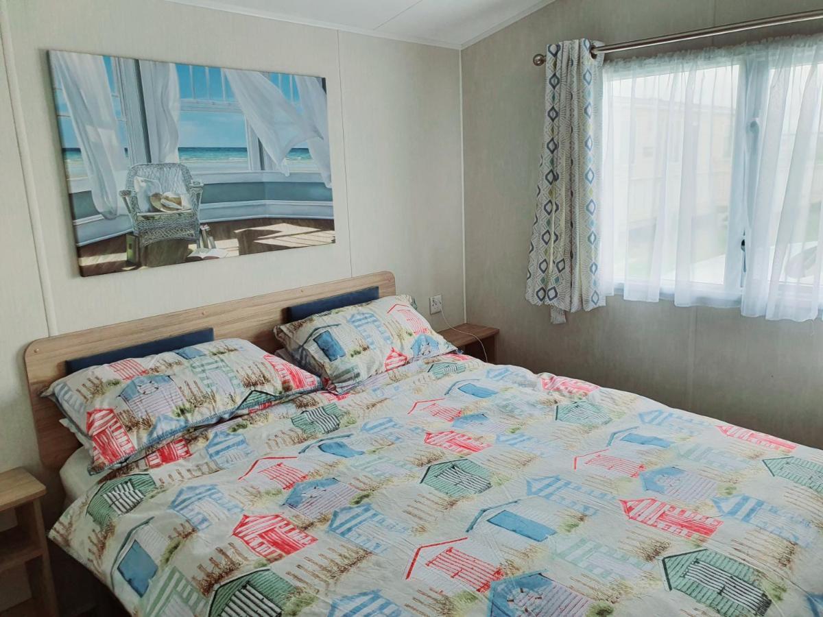 אינגולדמלס Premium Accommodation With Luxury Hot-Tub And Decking Area, Near Fantasy Island מראה חיצוני תמונה